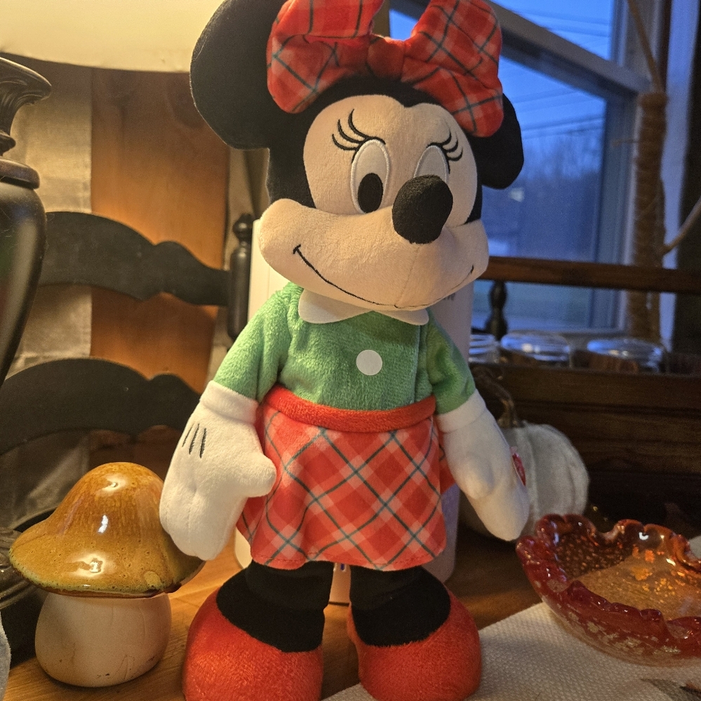 Jingle Bells Minnie Mouse - Picture 3 of 7